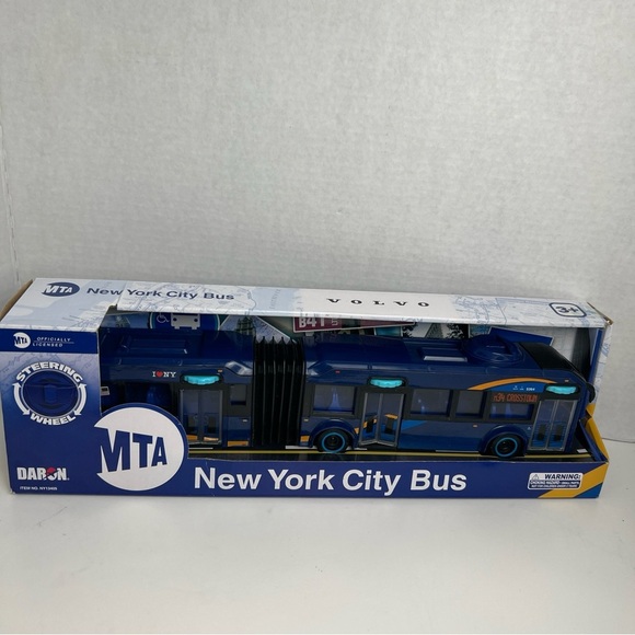 New MTA New York City Articulated Volvo Bus New Paint Scheme 1:43 Scale Daron - Picture 10 of 11
